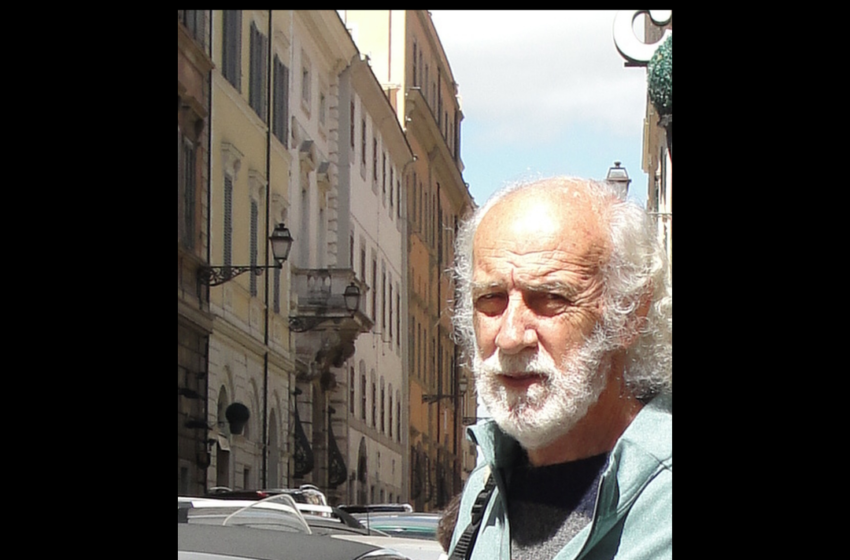  Guillermo Orsi reedita «Ciudad santa», la novela que ganó el premio Hammet*