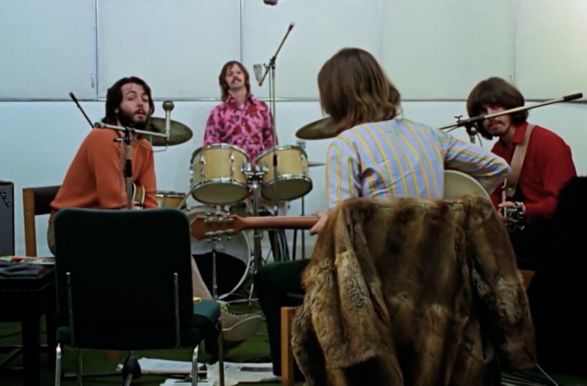  Los Beatles y la disolución del olvido*